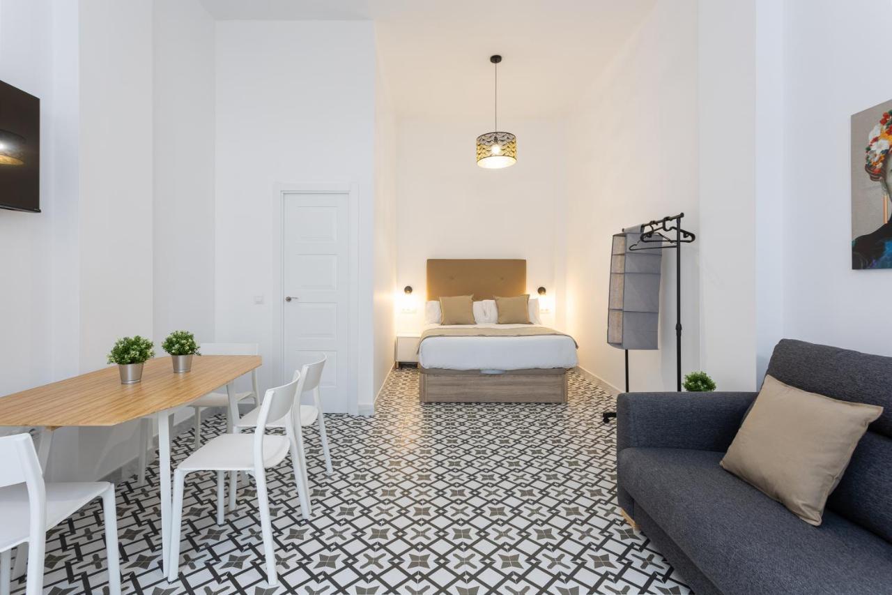 Holidays2Malaga Picasuss Loft New Built Close Huelin Beach And Promenade 외부 사진