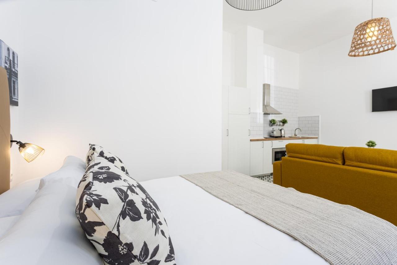 Holidays2Malaga Picasuss Loft New Built Close Huelin Beach And Promenade 외부 사진